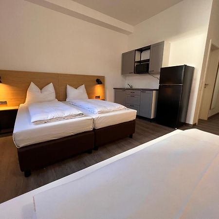 24Seven Apartments - Self Check-In Altdorf  Extérieur photo