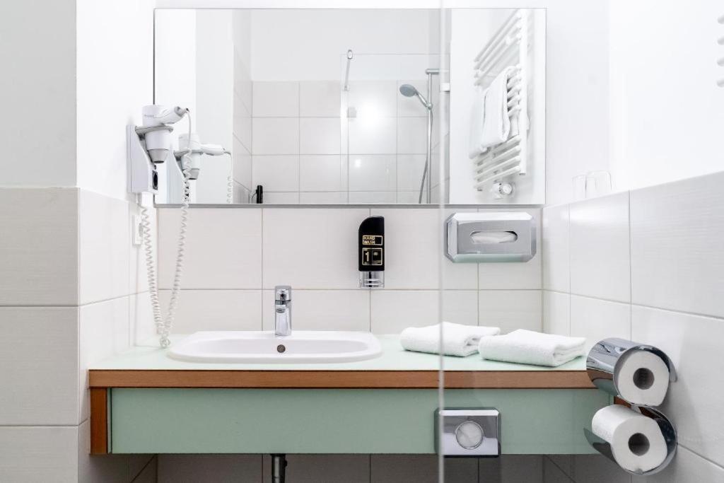 24Seven Apartments - Self Check-In Altdorf  Extérieur photo