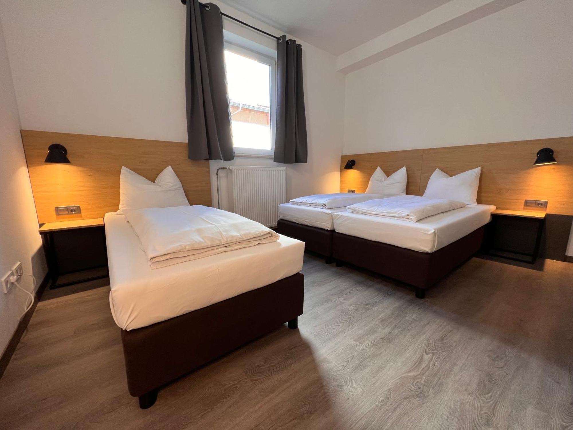 24Seven Apartments - Self Check-In Altdorf  Extérieur photo