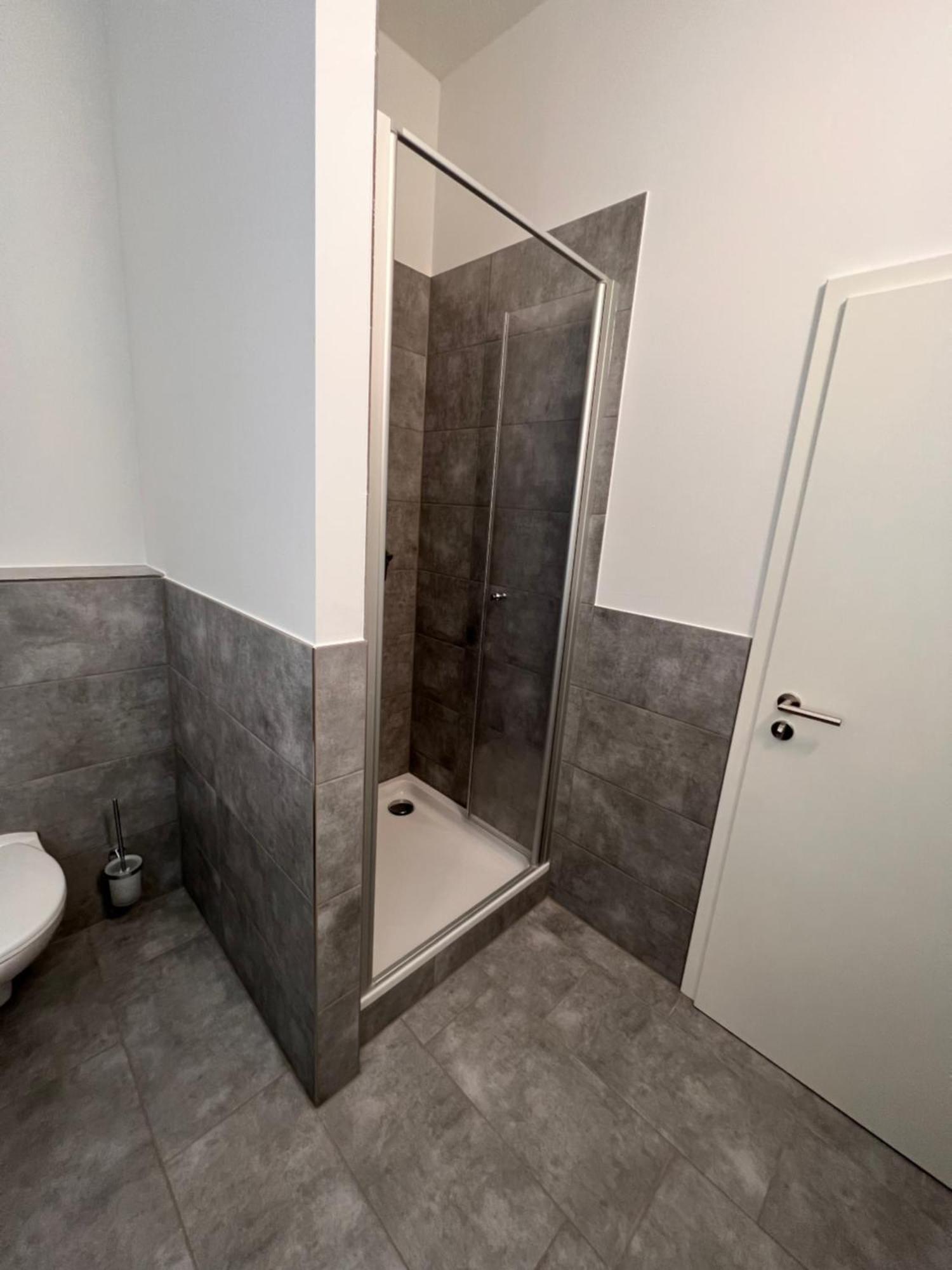 24Seven Apartments - Self Check-In Altdorf  Extérieur photo