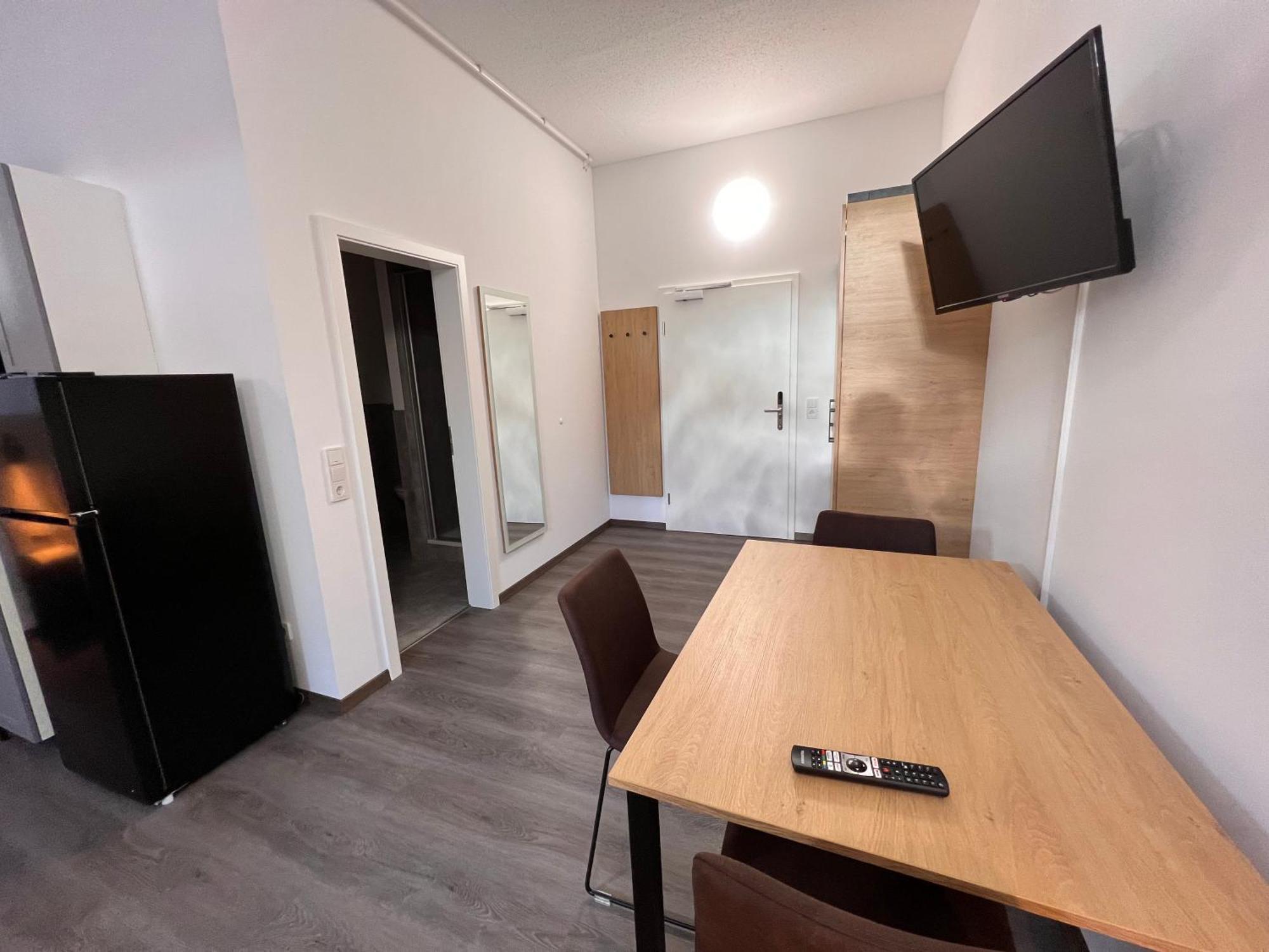24Seven Apartments - Self Check-In Altdorf  Extérieur photo